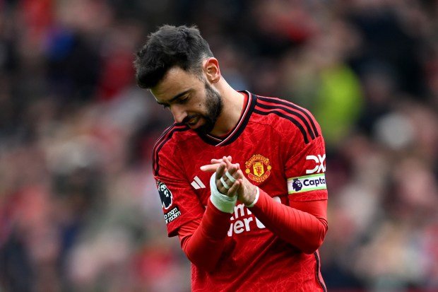 Bruno Fernandes becomes first Manchester United player to address future as club prepare for summer fire sale