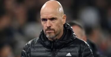 Erik ten Hag lashes out at 'so-called experts' and brings up Casemiro and Amrabat in rant