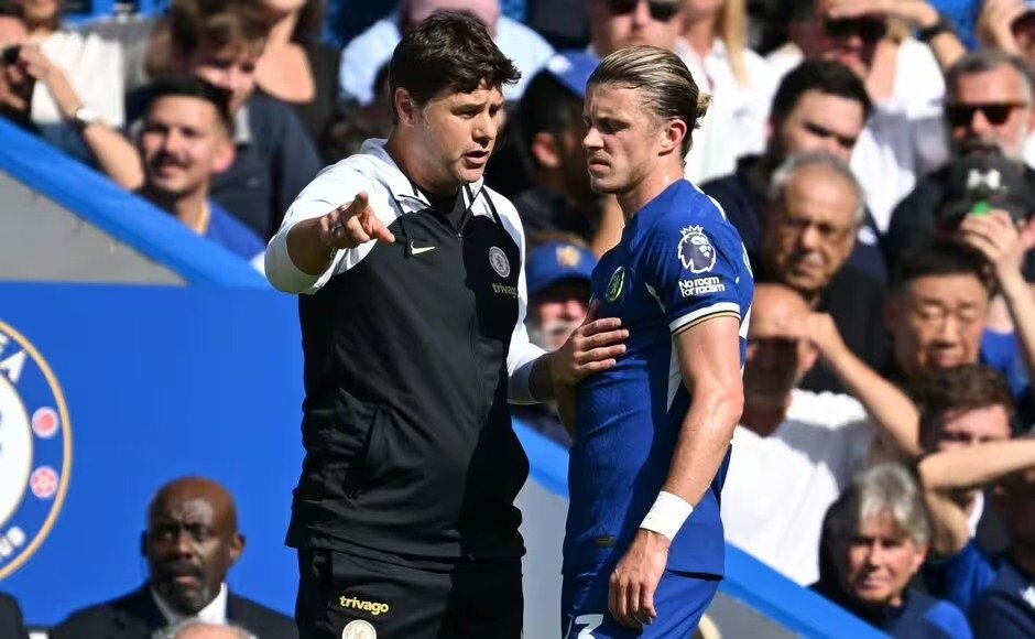 Chelsea risk early warfare with Mauricio Pochettino's successor over £75m plan