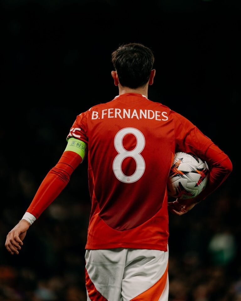 TOP 5 BEST MIDFIELDERS IN PREMIER LEAGUE 2025 26 STATS visual data 3